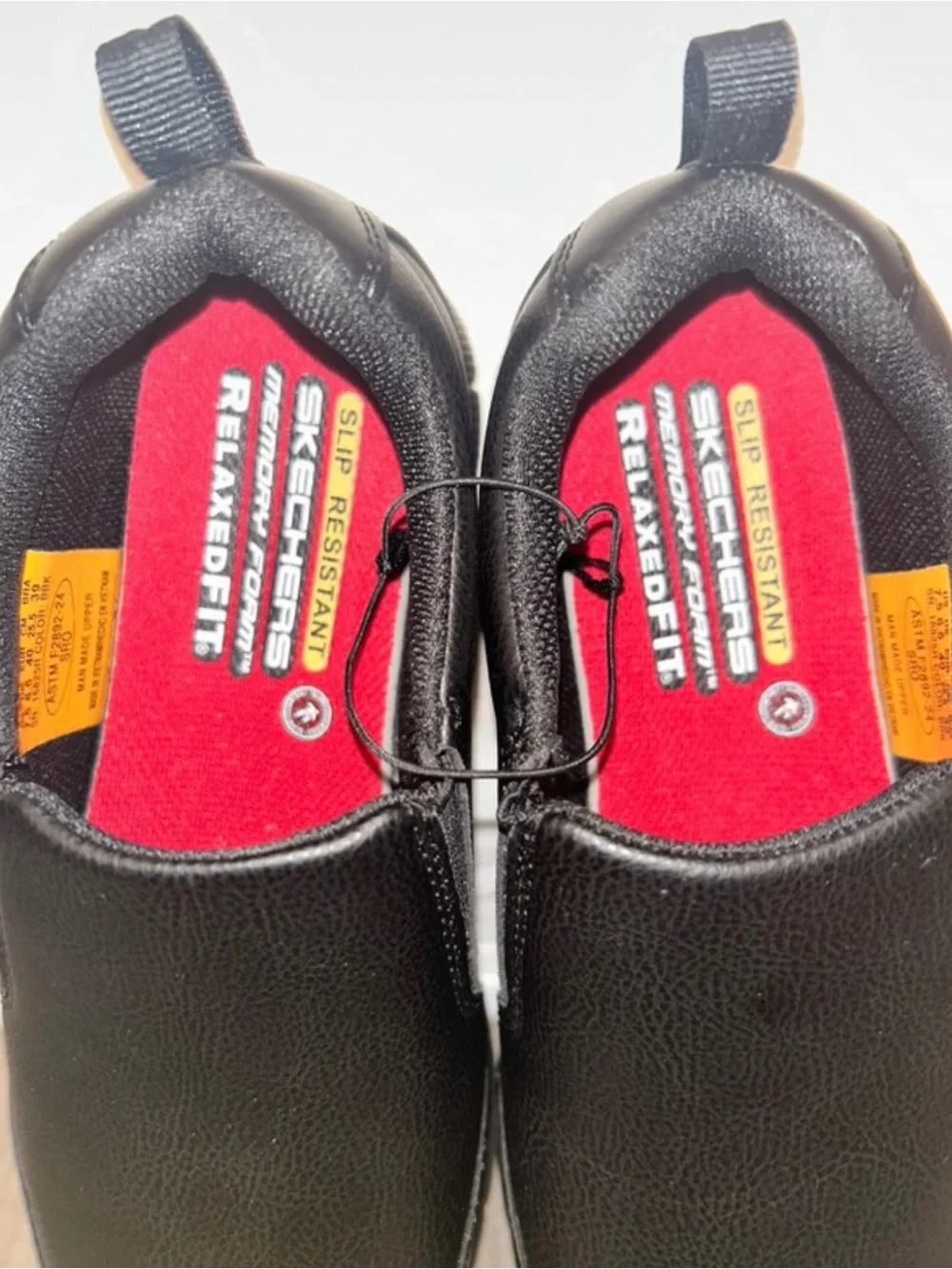 Skechers classic black